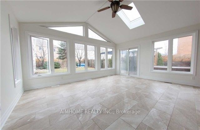 1613 Parish Lane Property Photo 2