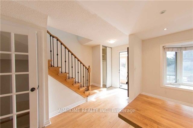 1613 Parish Lane Property Photo 4