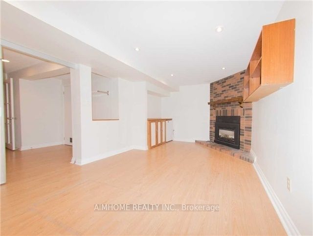 1613 Parish Lane Property Photo 11