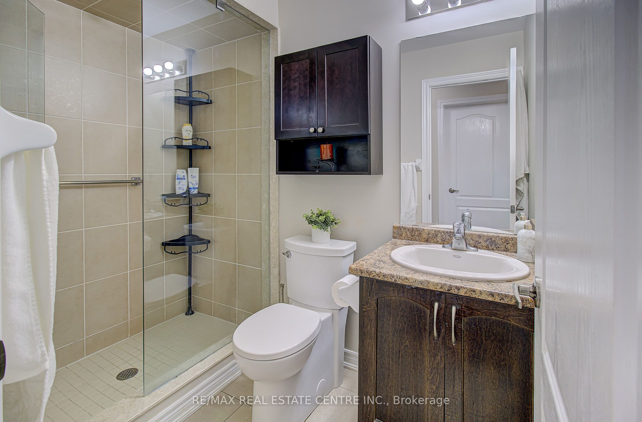 16 Lacorra Way Property Photo 15
