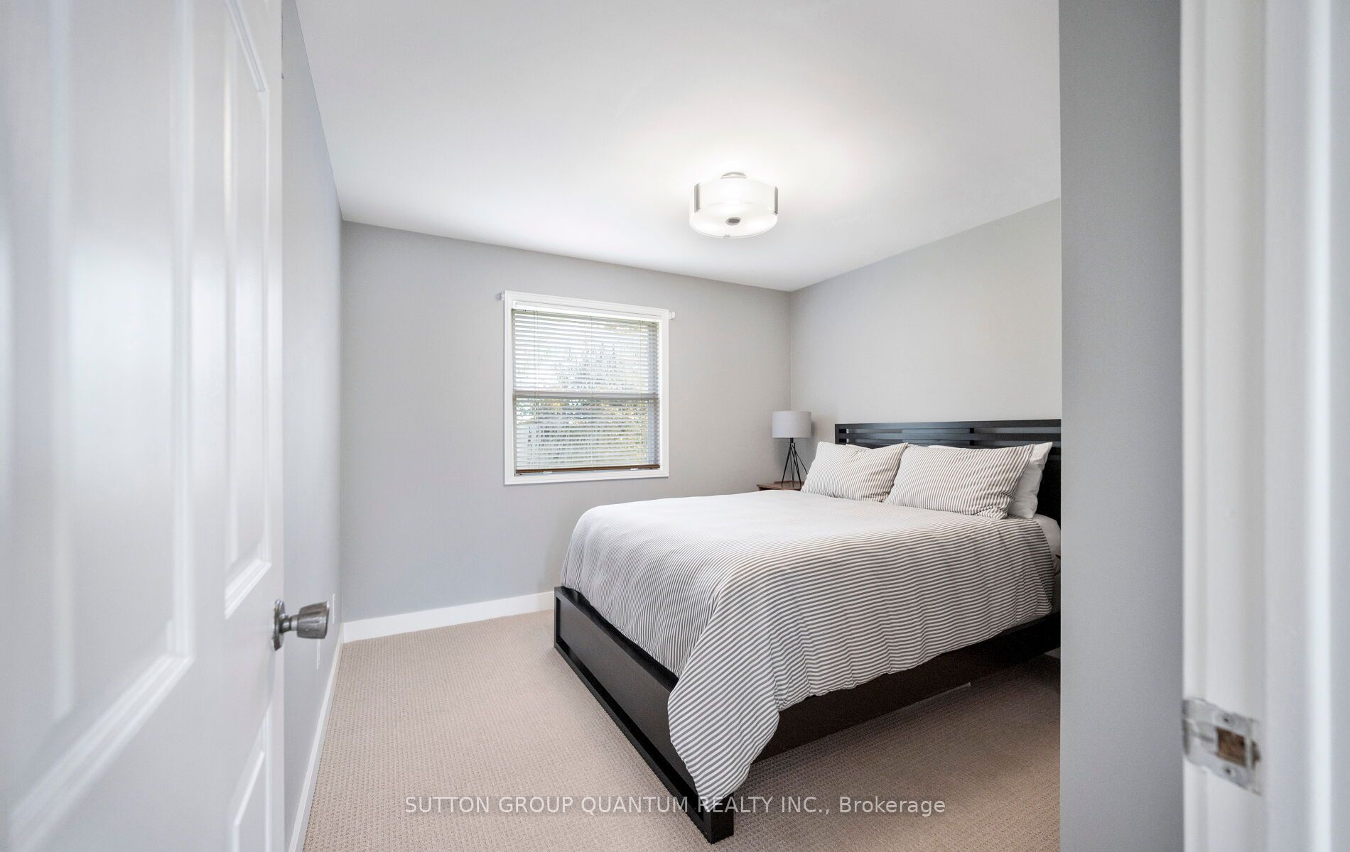 4071 Wheelwright Crescent Property Photo 20