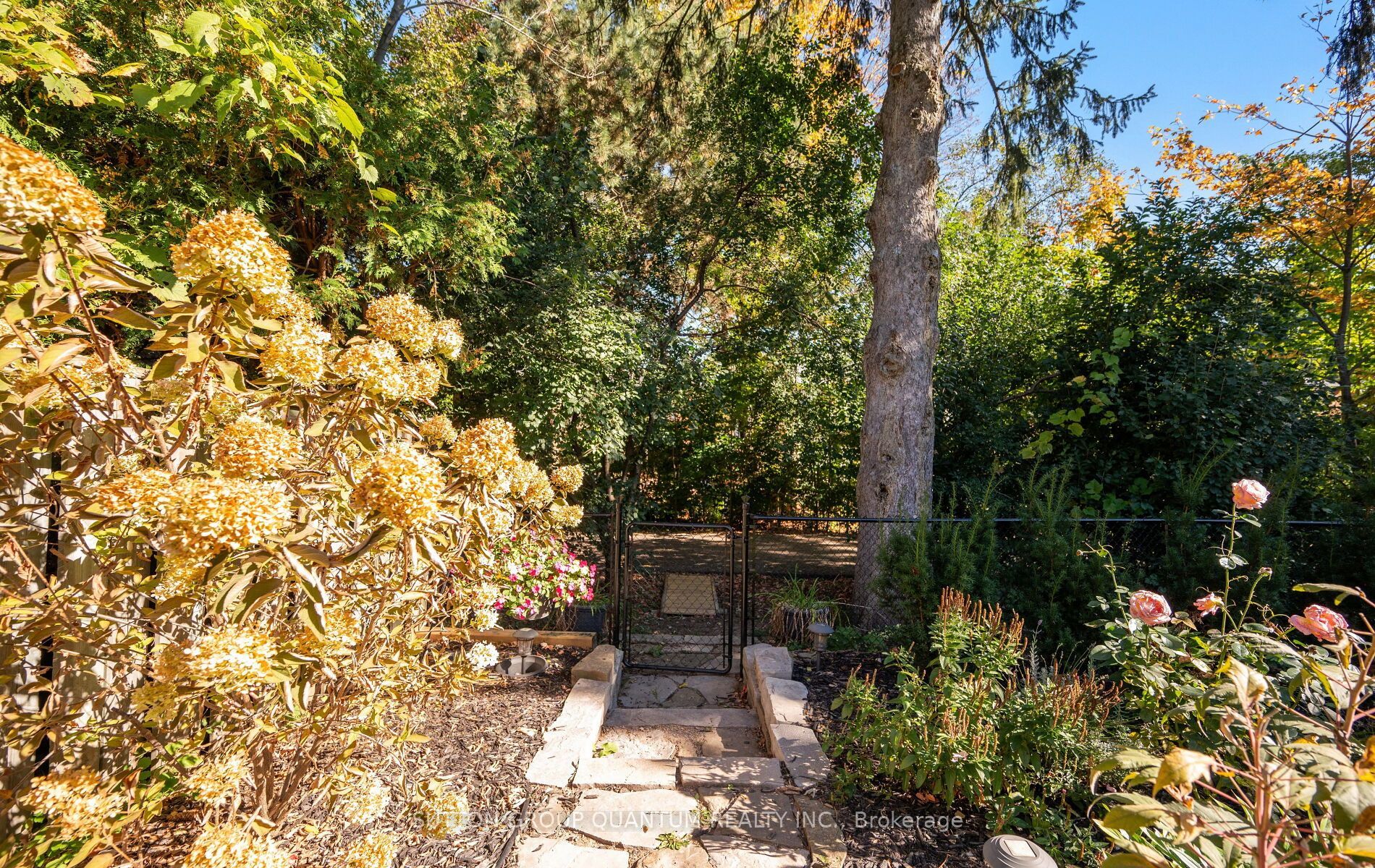 4071 Wheelwright Crescent Property Photo 31