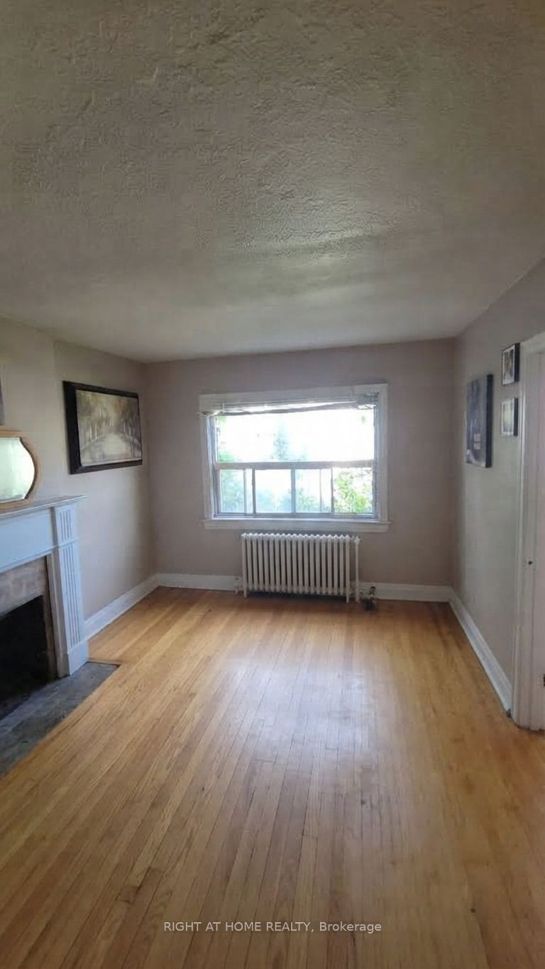 37 Deforest Road Property Photo 3