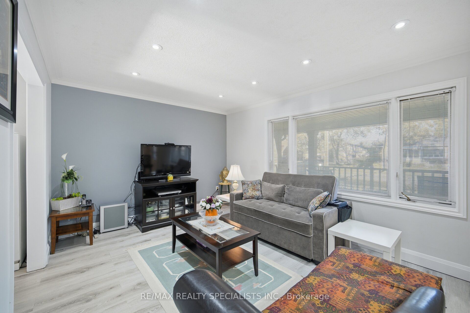 87 Woodward Avenue Property Photo 11