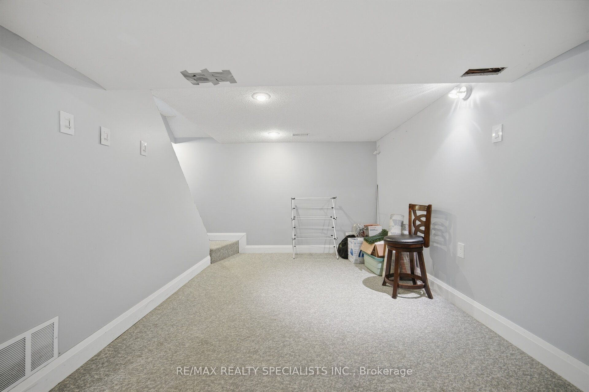 87 Woodward Avenue Property Photo 30