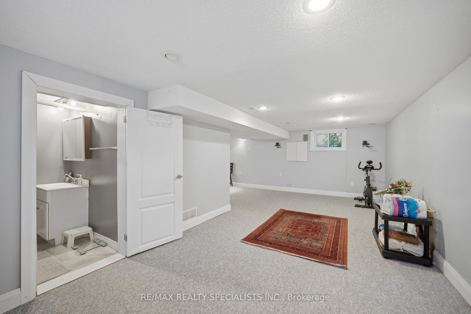 87 Woodward Avenue Property Photo 34
