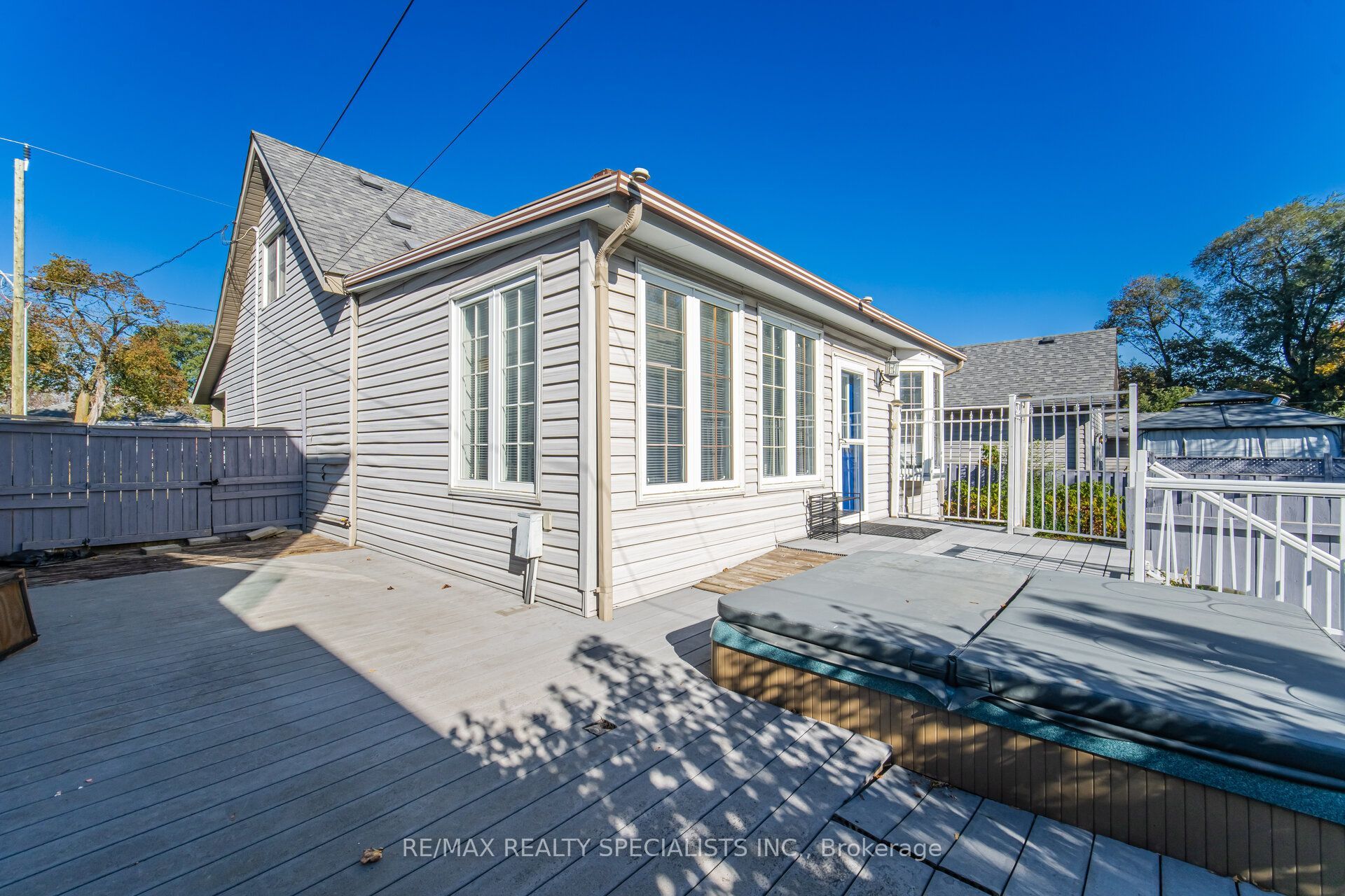 87 Woodward Avenue Property Photo 40