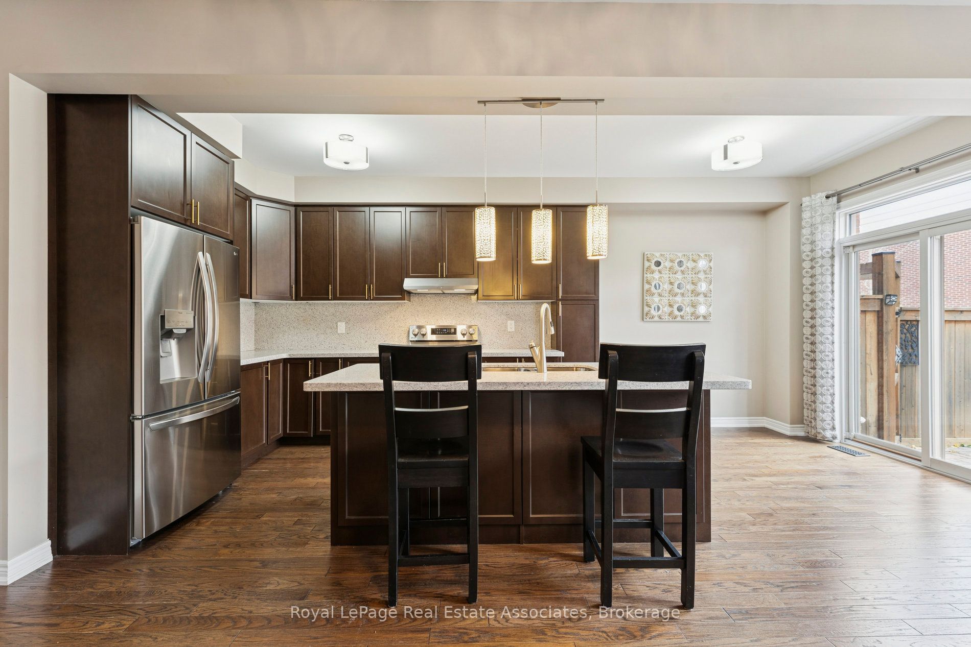 12 Diamond Leaf Lane Property Photo 5