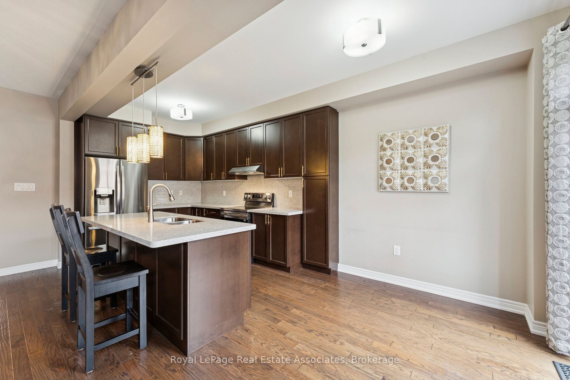 12 Diamond Leaf Lane Property Photo 6