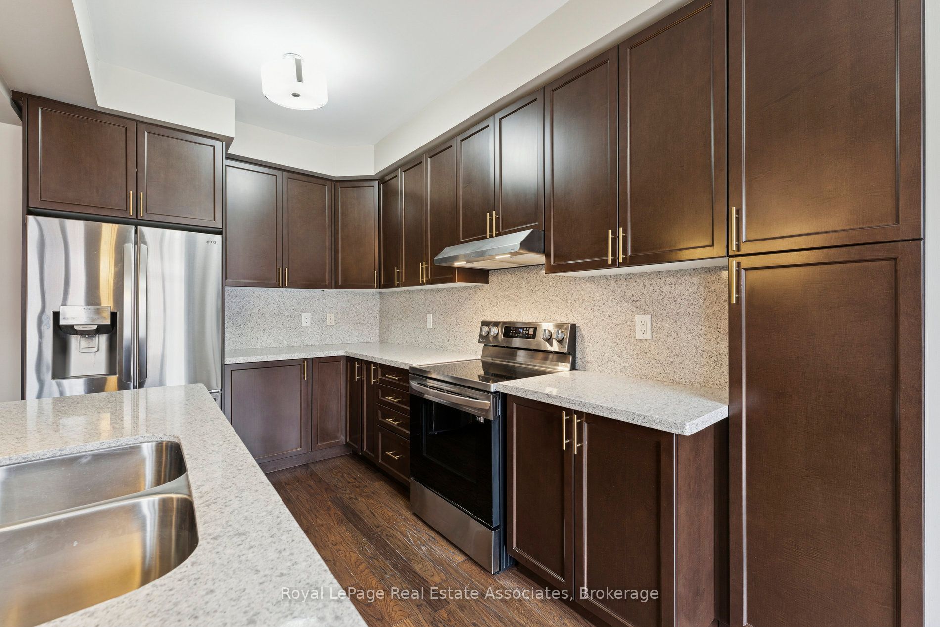 12 Diamond Leaf Lane Property Photo 14