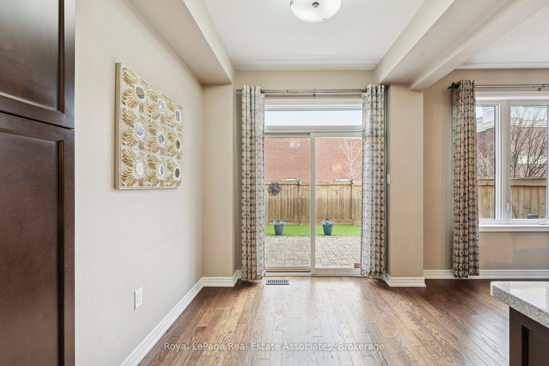 12 Diamond Leaf Lane Property Photo 18