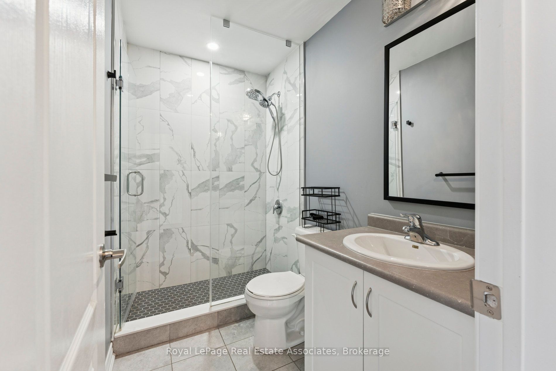 12 Diamond Leaf Lane Property Photo 26