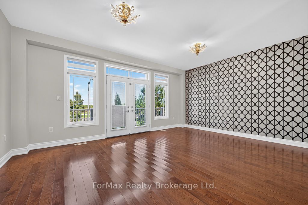 35 Seascape Crescent Property Photo 19