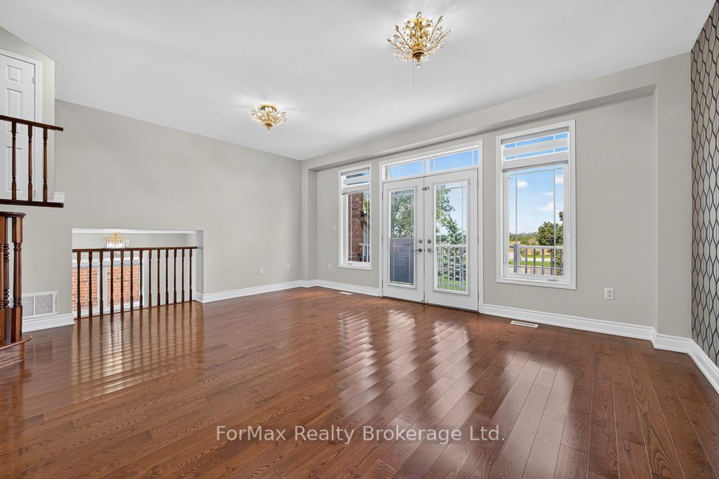 35 Seascape Crescent Property Photo 20