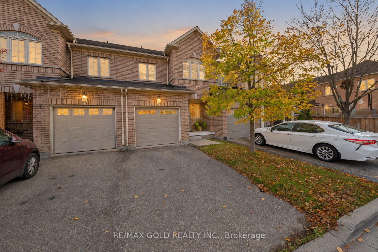33 Bay Breeze Drive Property Photo 1