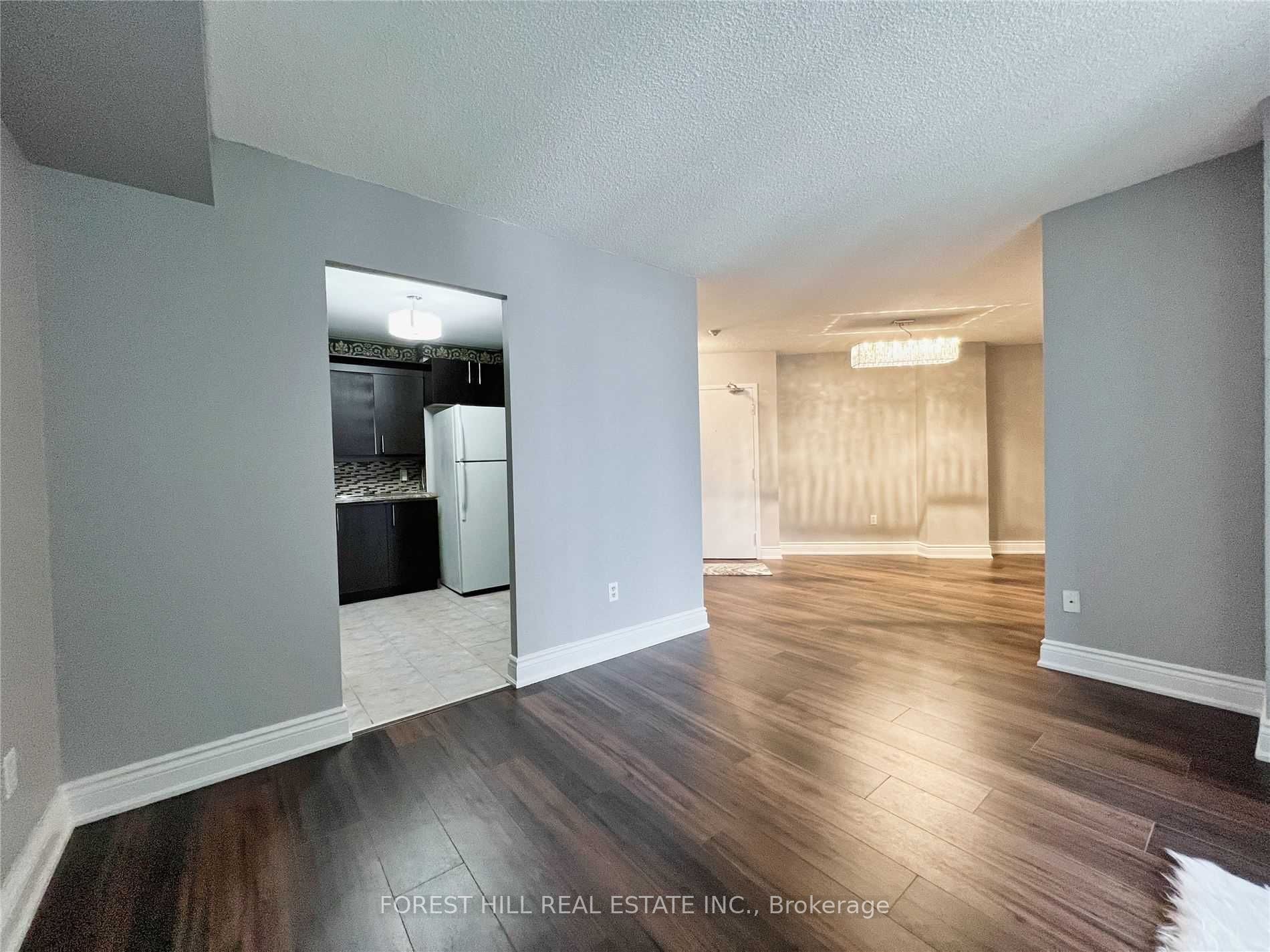 3559 Eglinton Avenue 1506 Property Photo 4