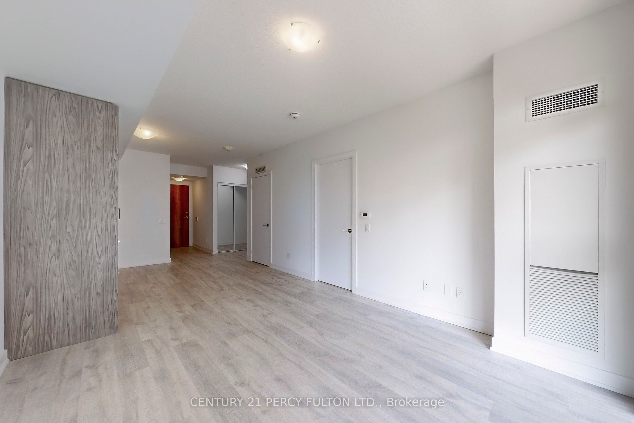 251 Manitoba Street 313 Property Photo 15
