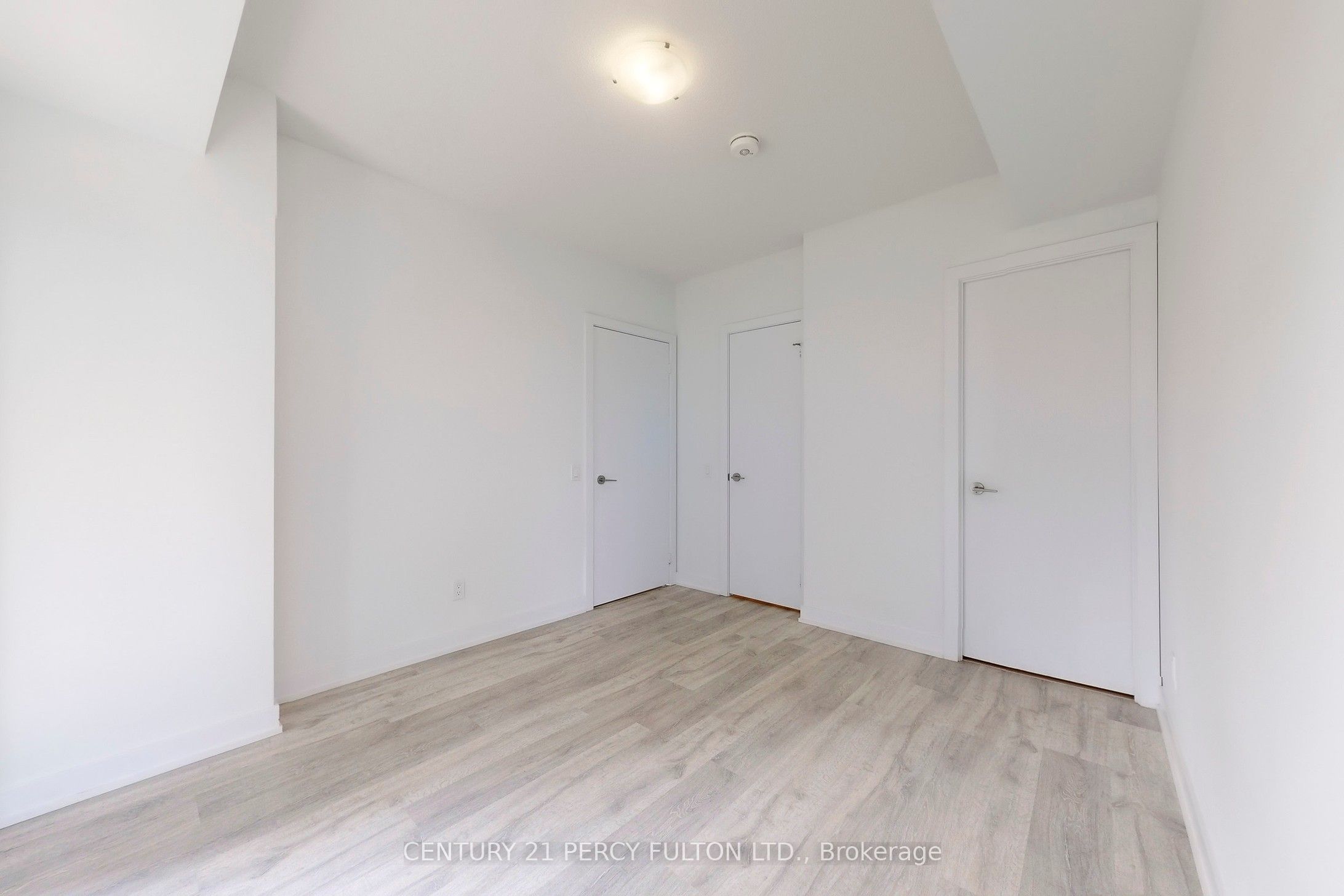 251 Manitoba Street 313 Property Photo 25