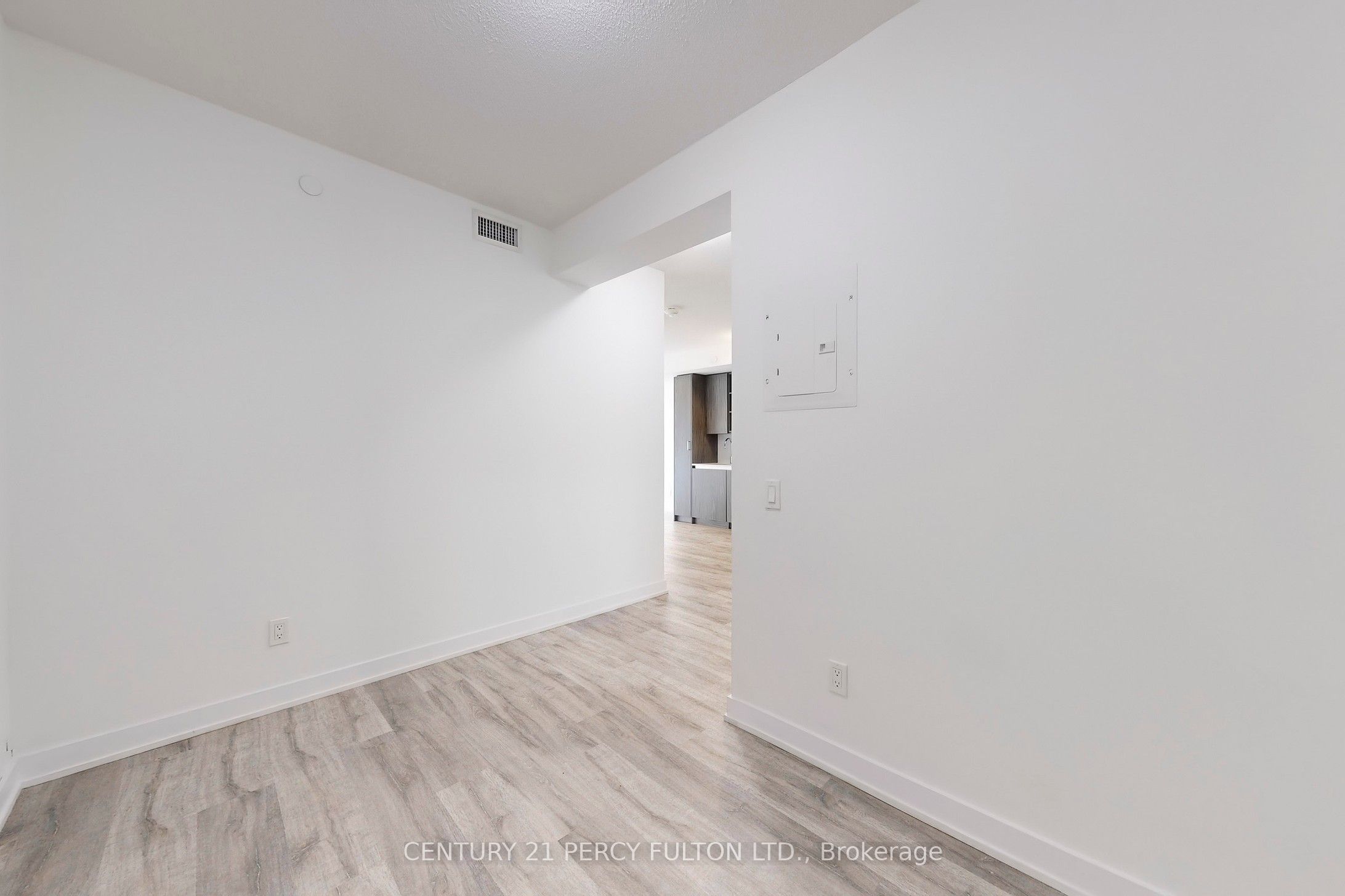 251 Manitoba Street 313 Property Photo 34