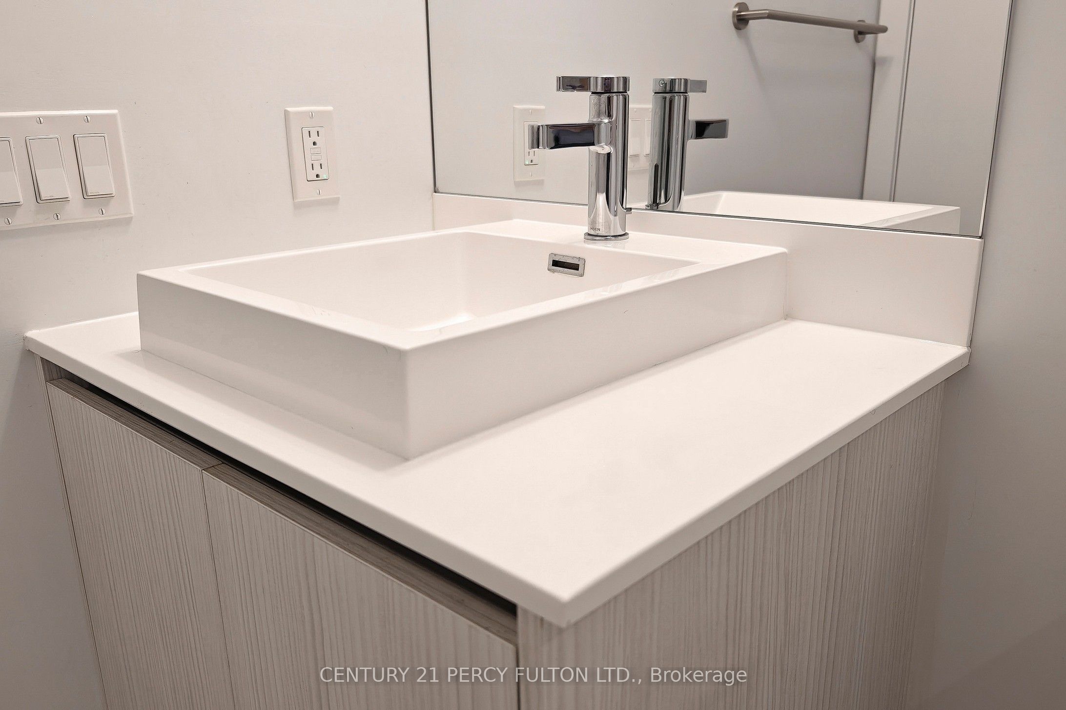 251 Manitoba Street 313 Property Photo 37