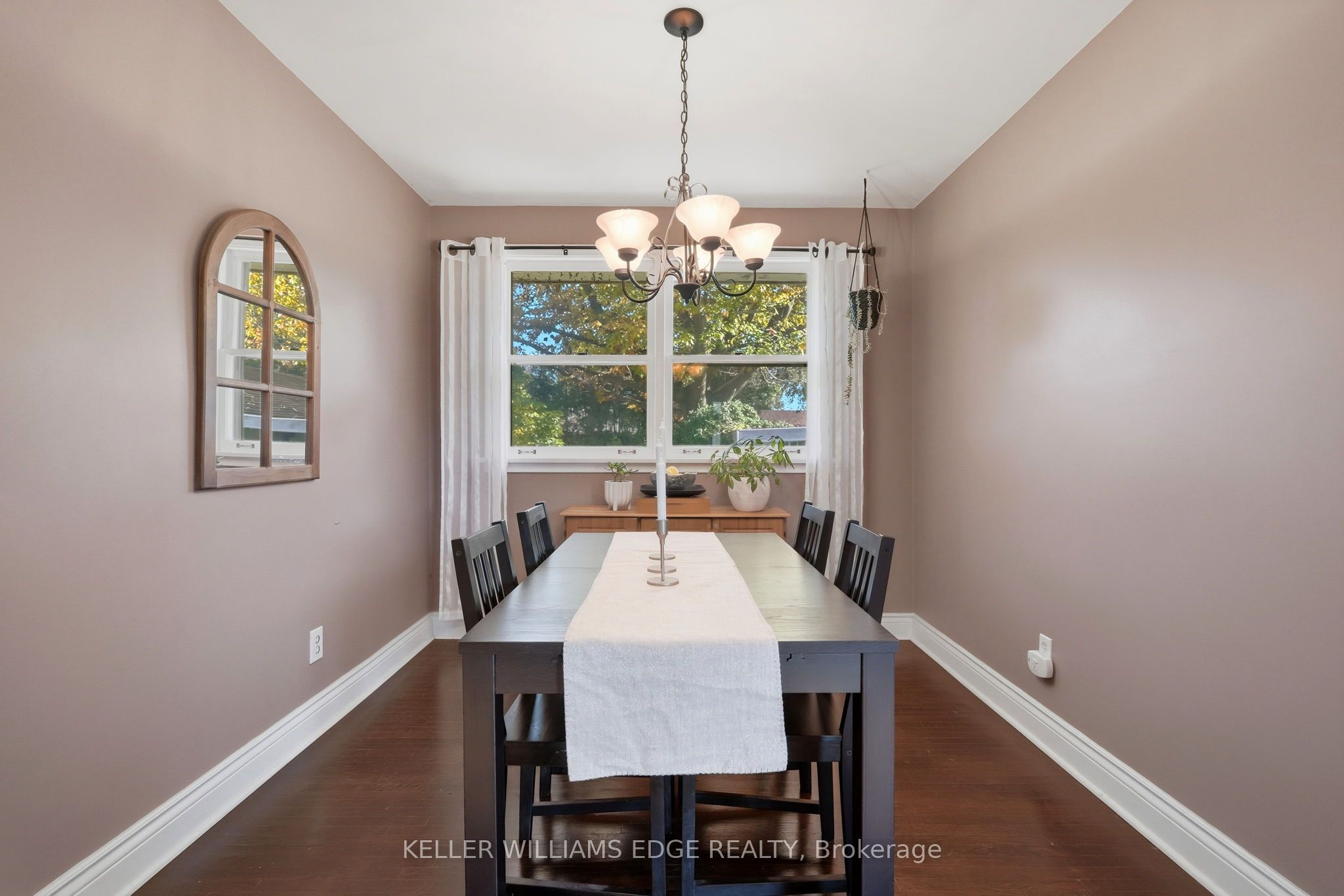 660 Wickens Avenue Property Photo 11
