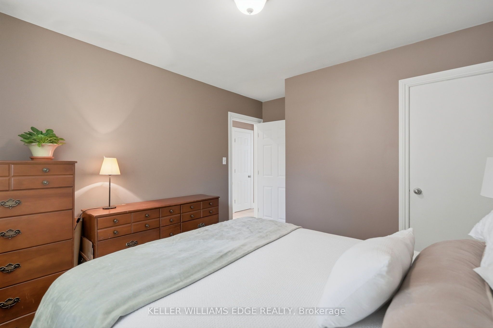 660 Wickens Avenue Property Photo 19