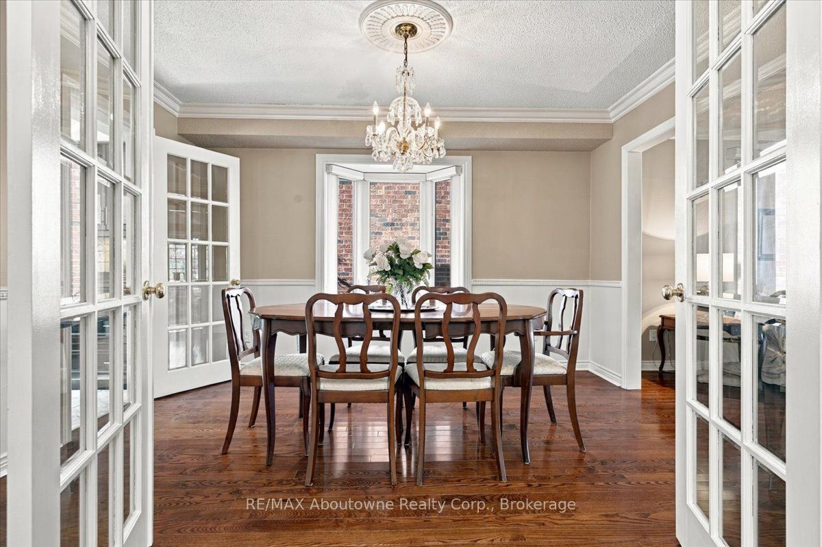 1476 Livery Lane Property Photo 9