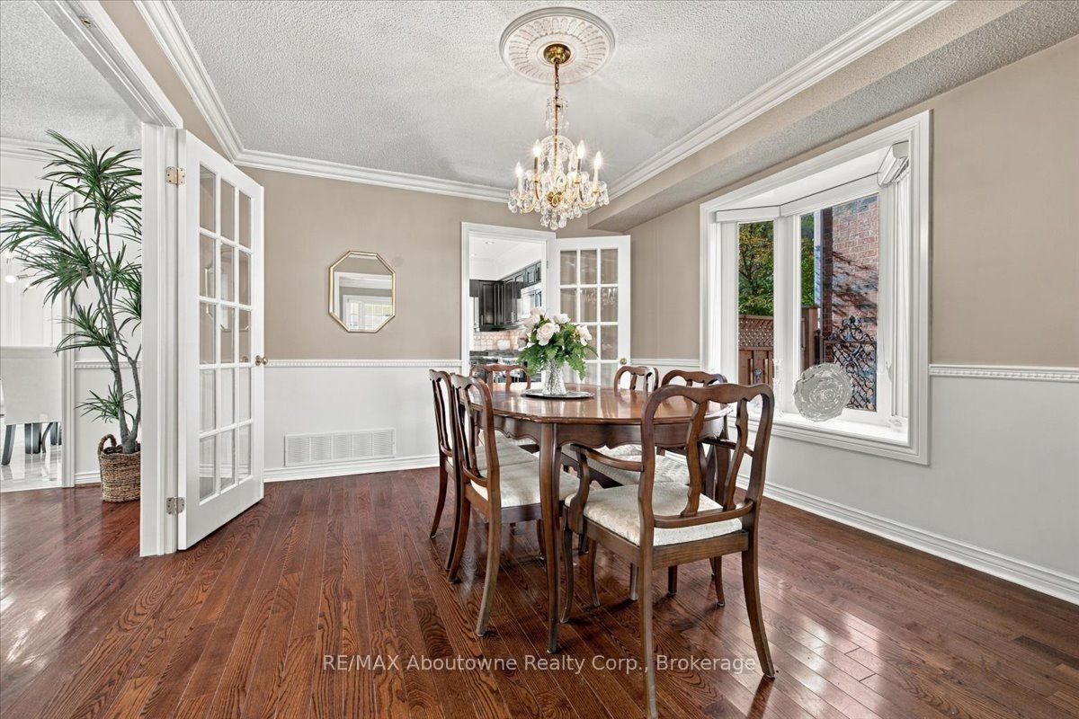 1476 Livery Lane Property Photo 10