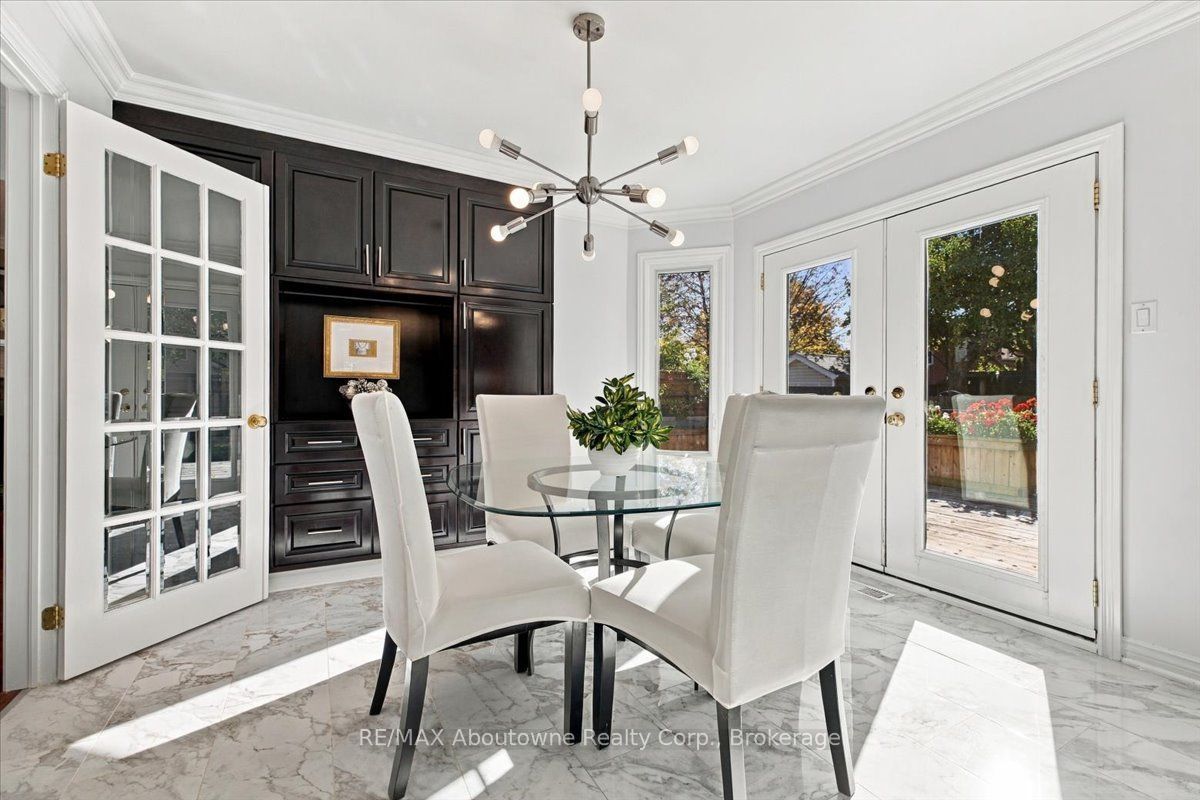 1476 Livery Lane Property Photo 13