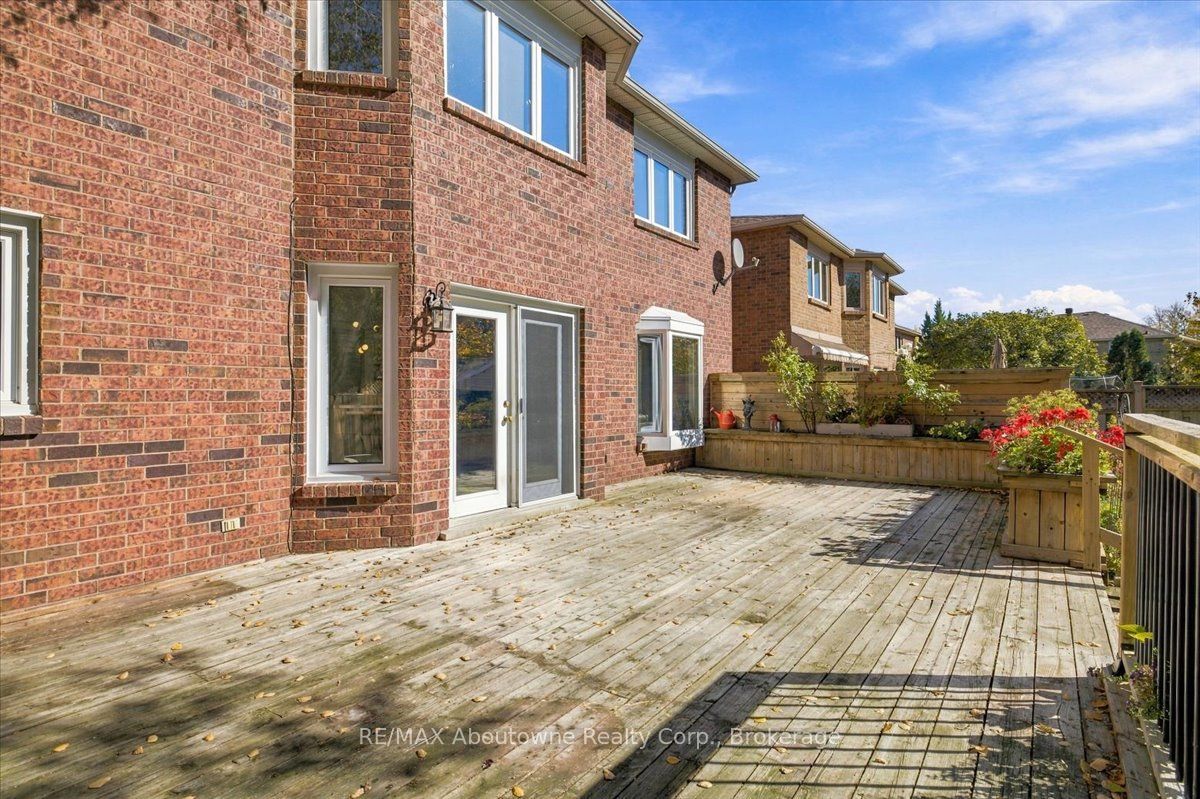 1476 Livery Lane Property Photo 36