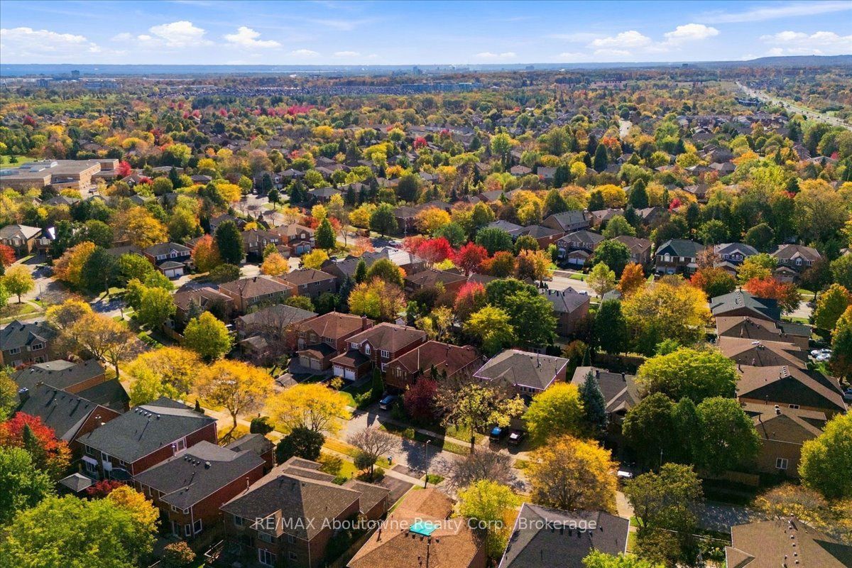 1476 Livery Lane Property Photo 47
