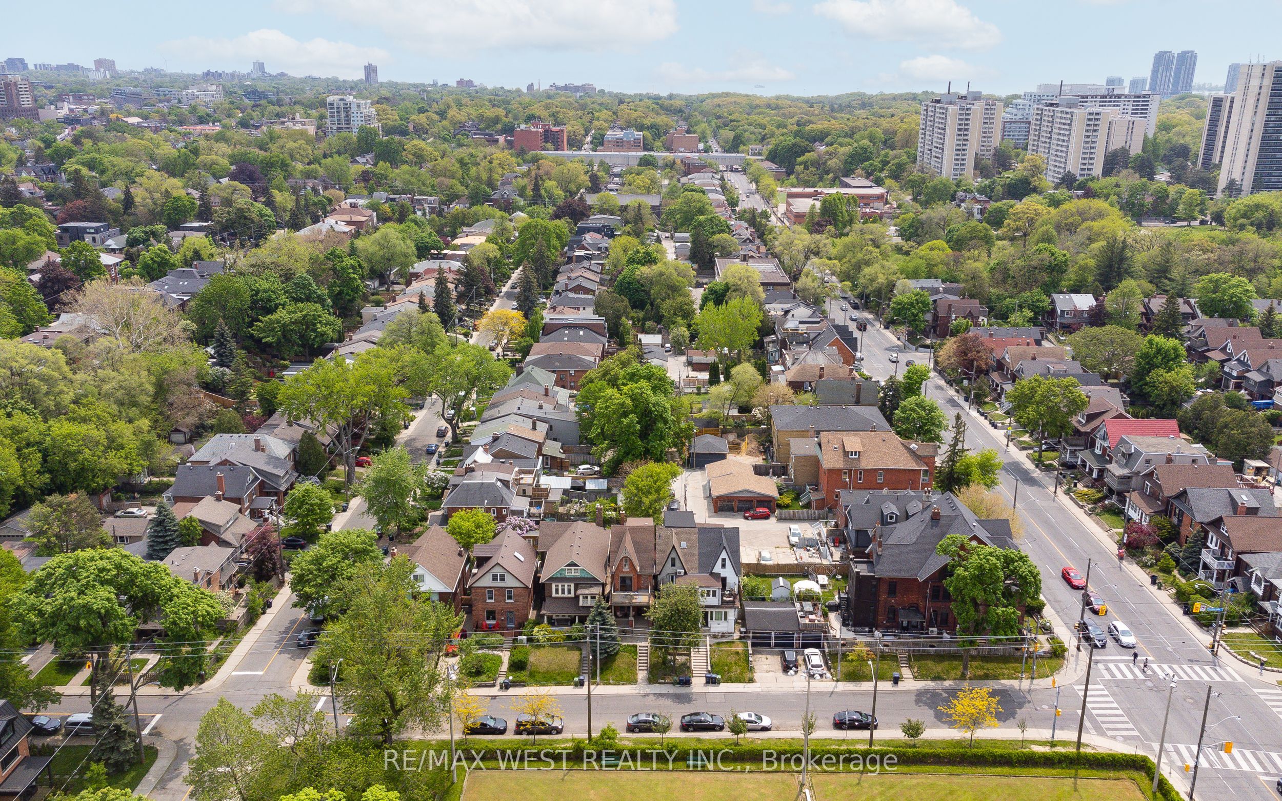 151 Humberside Avenue Property Photo 21