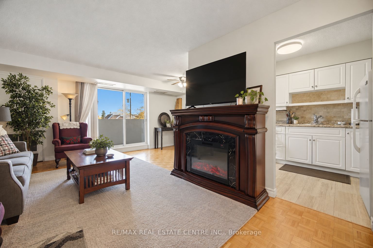 8 Fead Street Property Photo 9