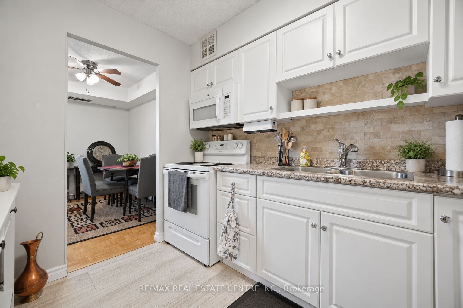 8 Fead Street Property Photo 17