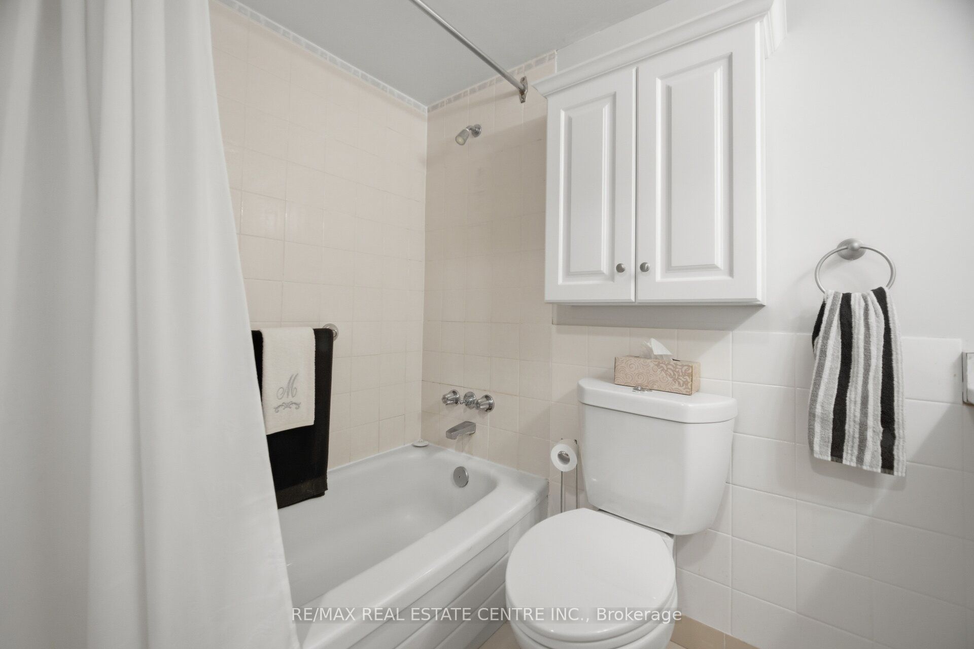8 Fead Street Property Photo 25