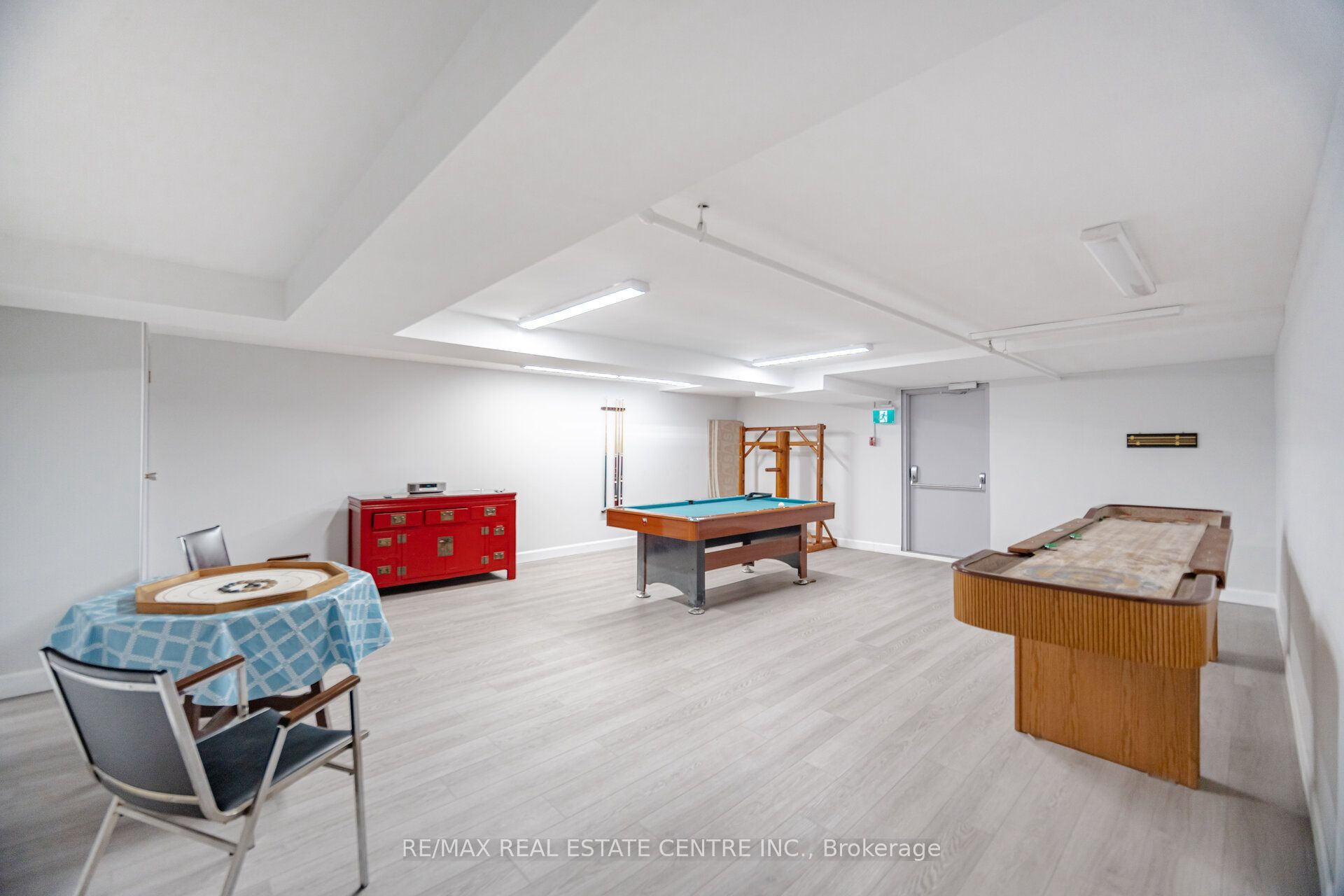 8 Fead Street Property Photo 31