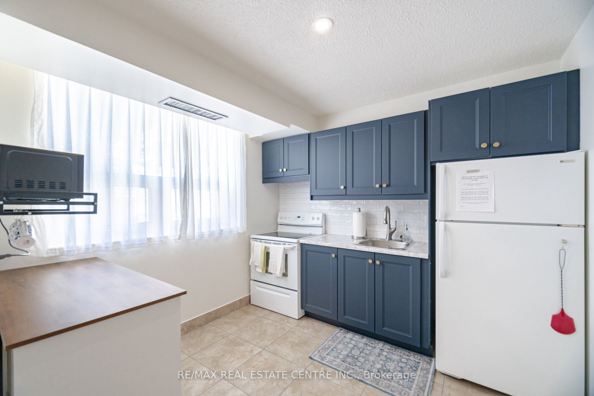 8 Fead Street Property Photo 37