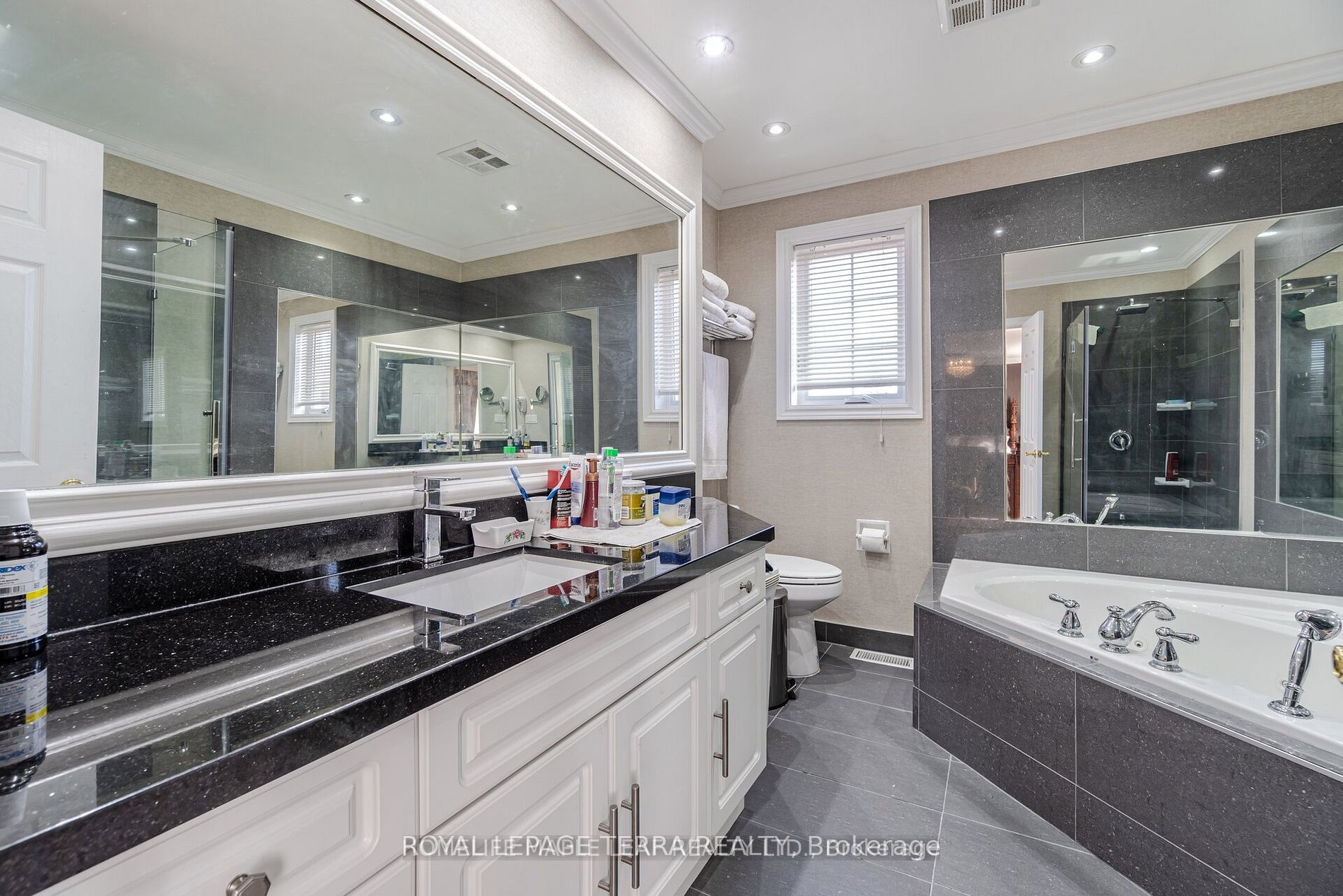 14 Sheringham Street Property Photo 17