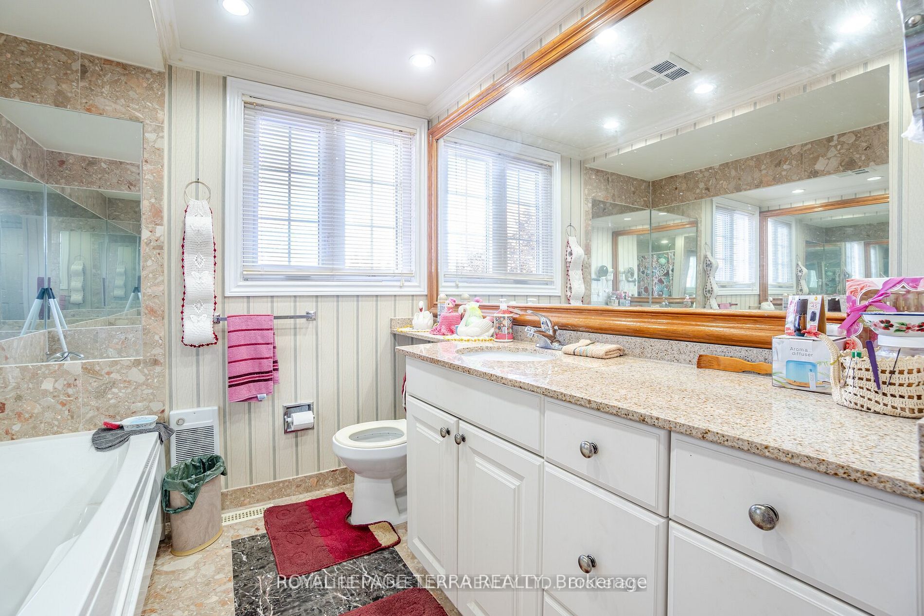 14 Sheringham Street Property Photo 22