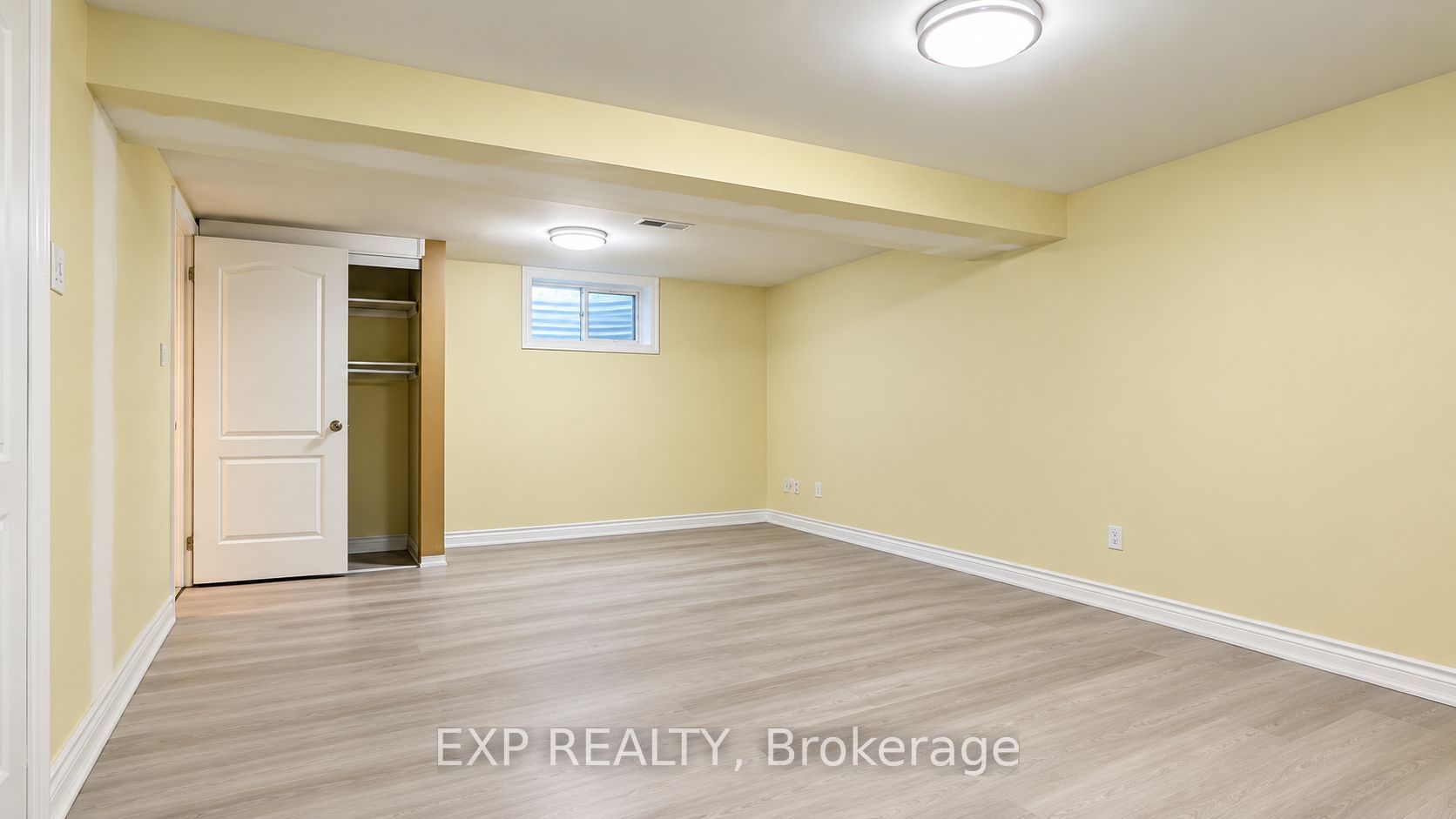 3425 Laddie Crescent Lower Property Photo 6
