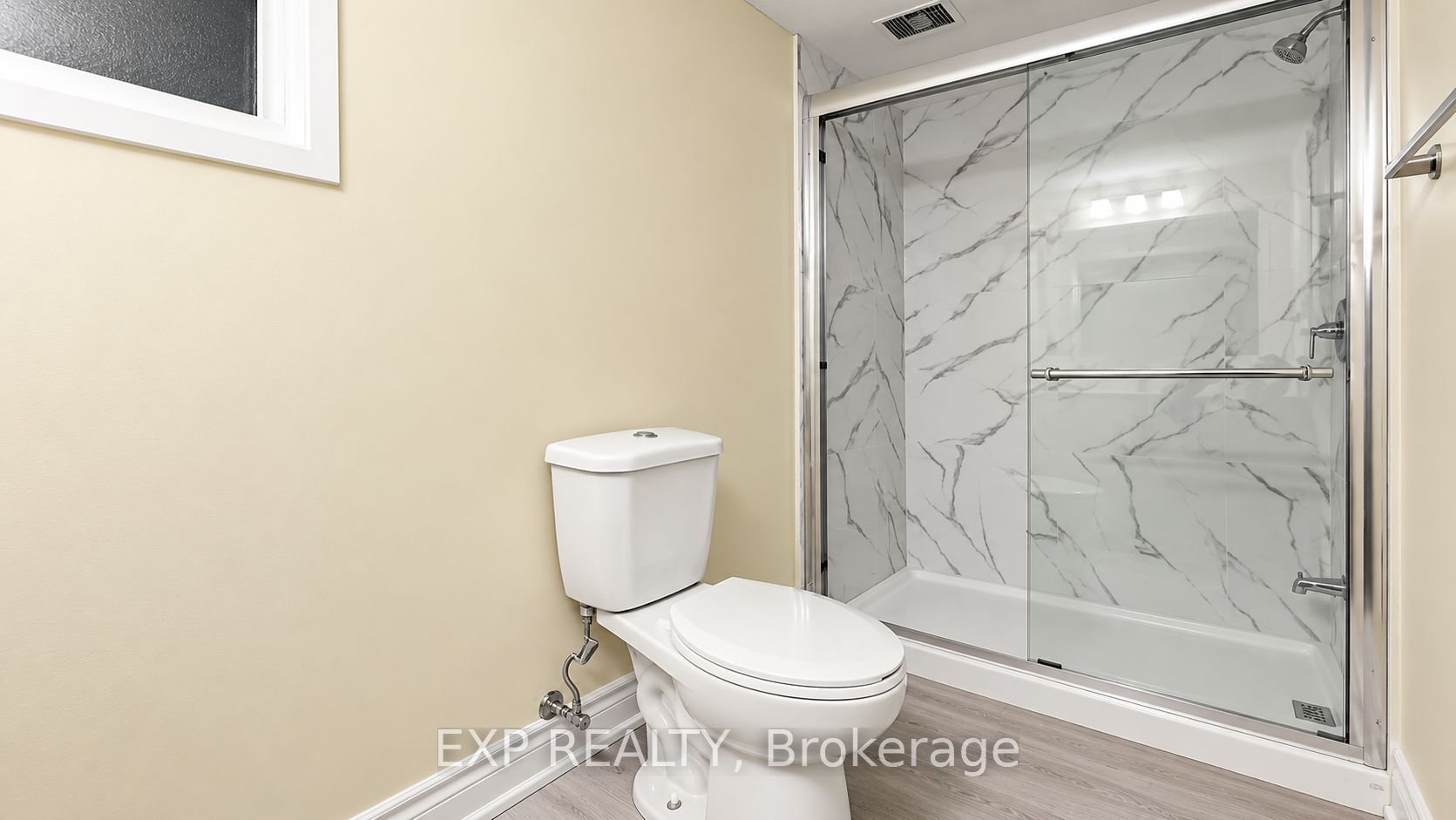 3425 Laddie Crescent Lower Property Photo 20