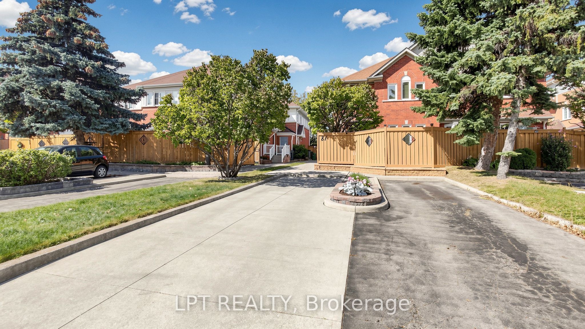 81 Shady Pine Circle Property Photo 1