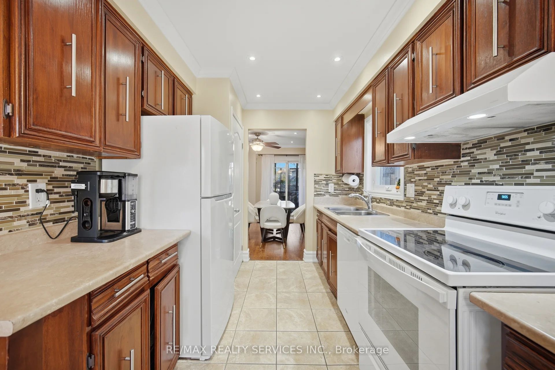 47 Lindridge Avenue Property Photo 8
