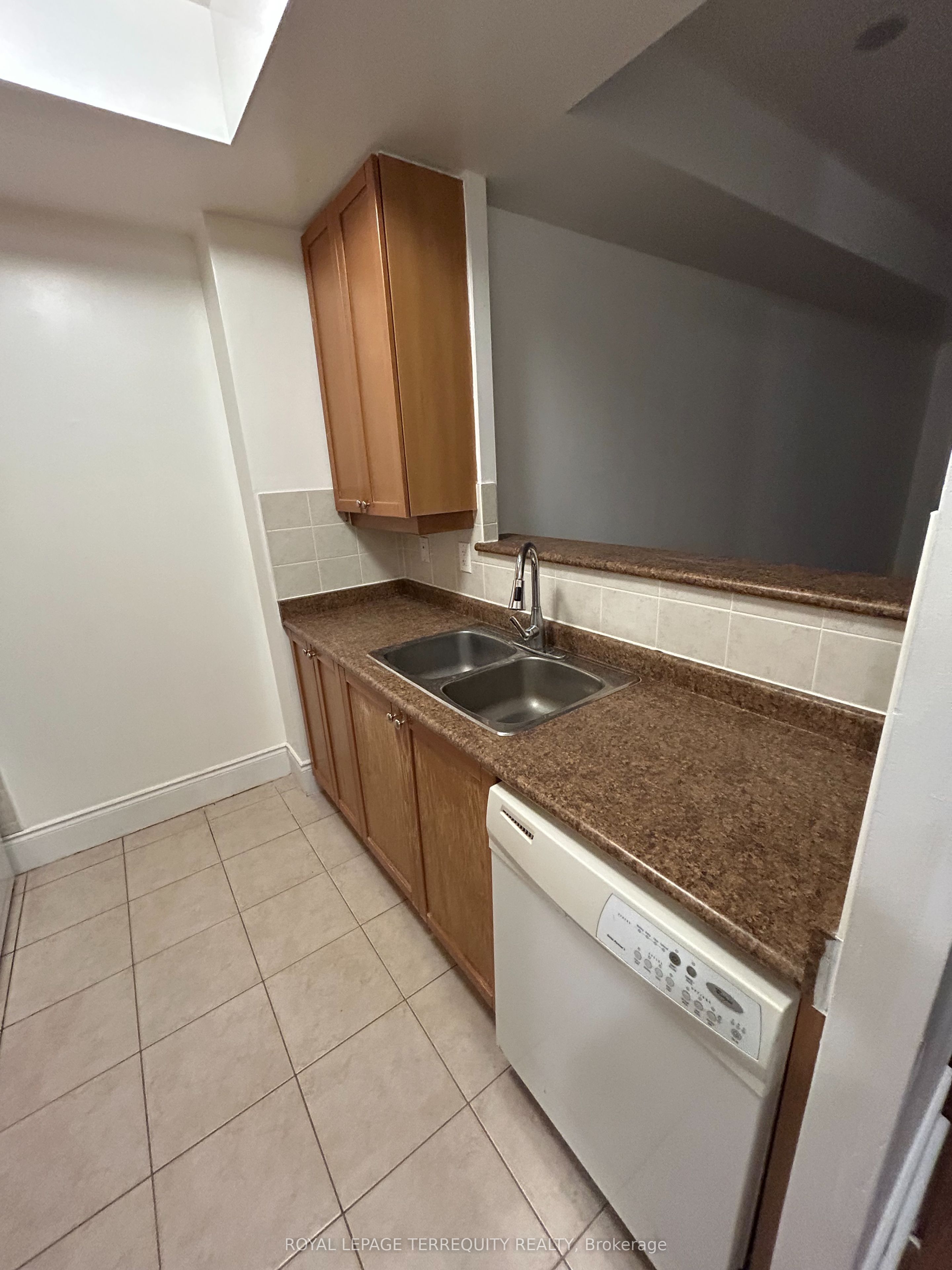 700 Humberwood Boulevard 1531 Property Photo 3