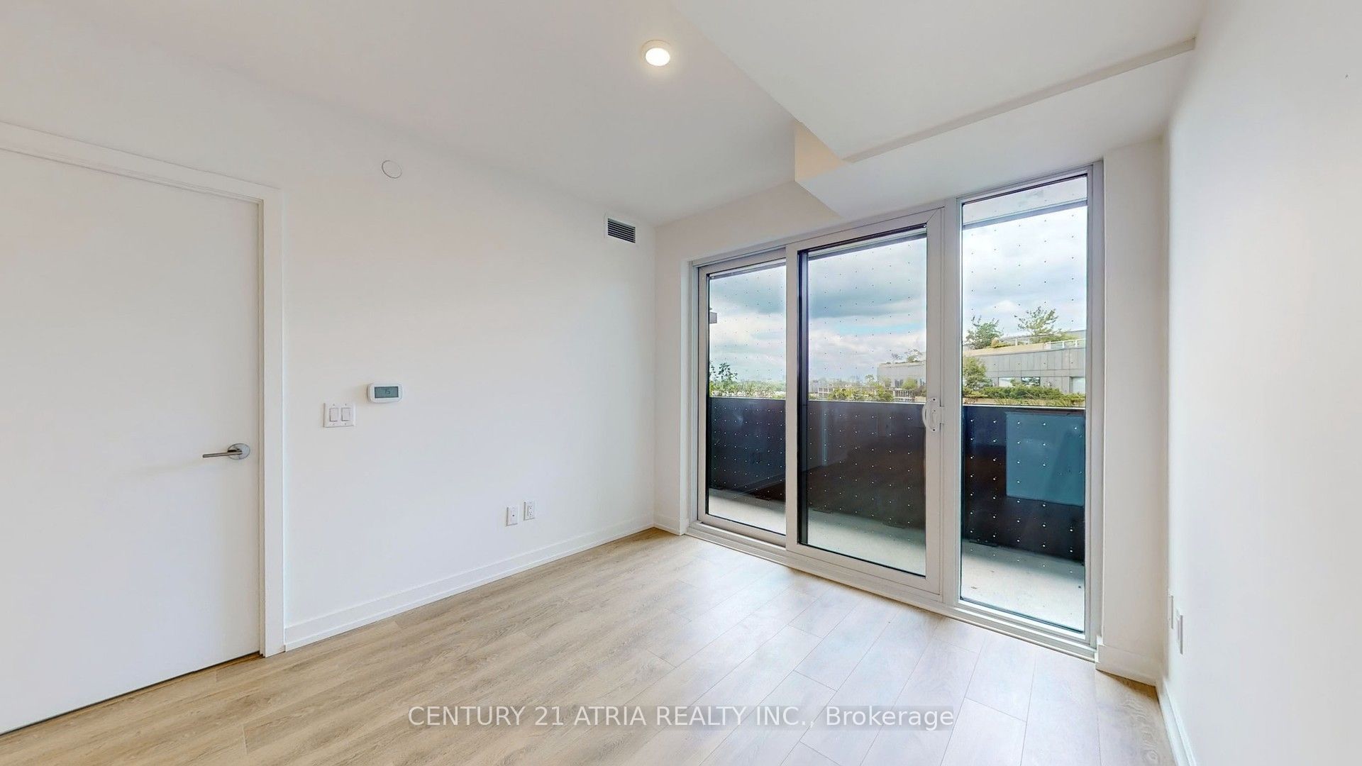 1100 Sheppard Avenue W 602 Property Photo 6
