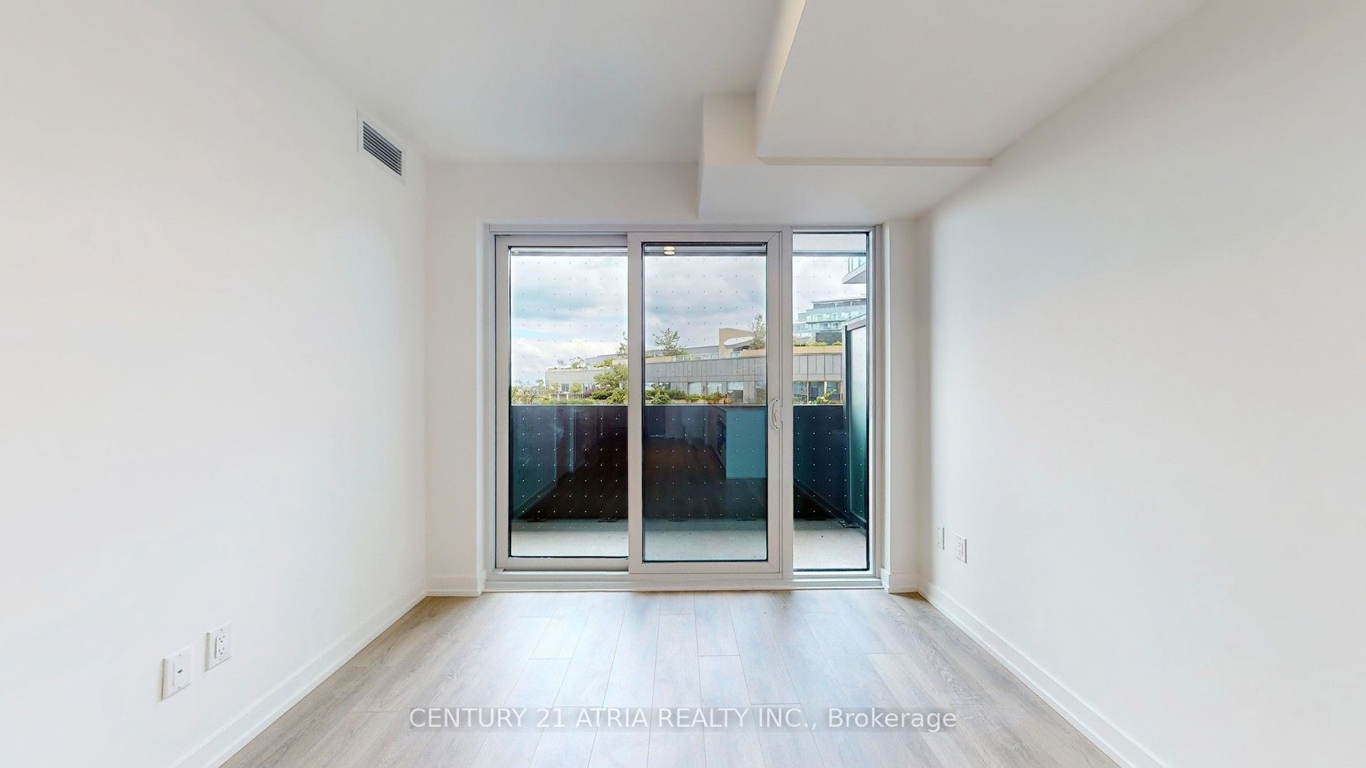 1100 Sheppard Avenue W 602 Property Photo 7
