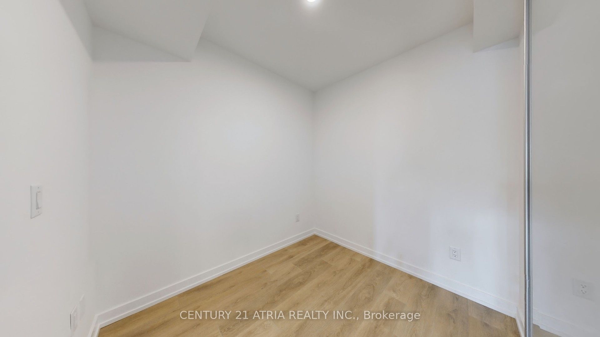1100 Sheppard Avenue W 602 Property Photo 24