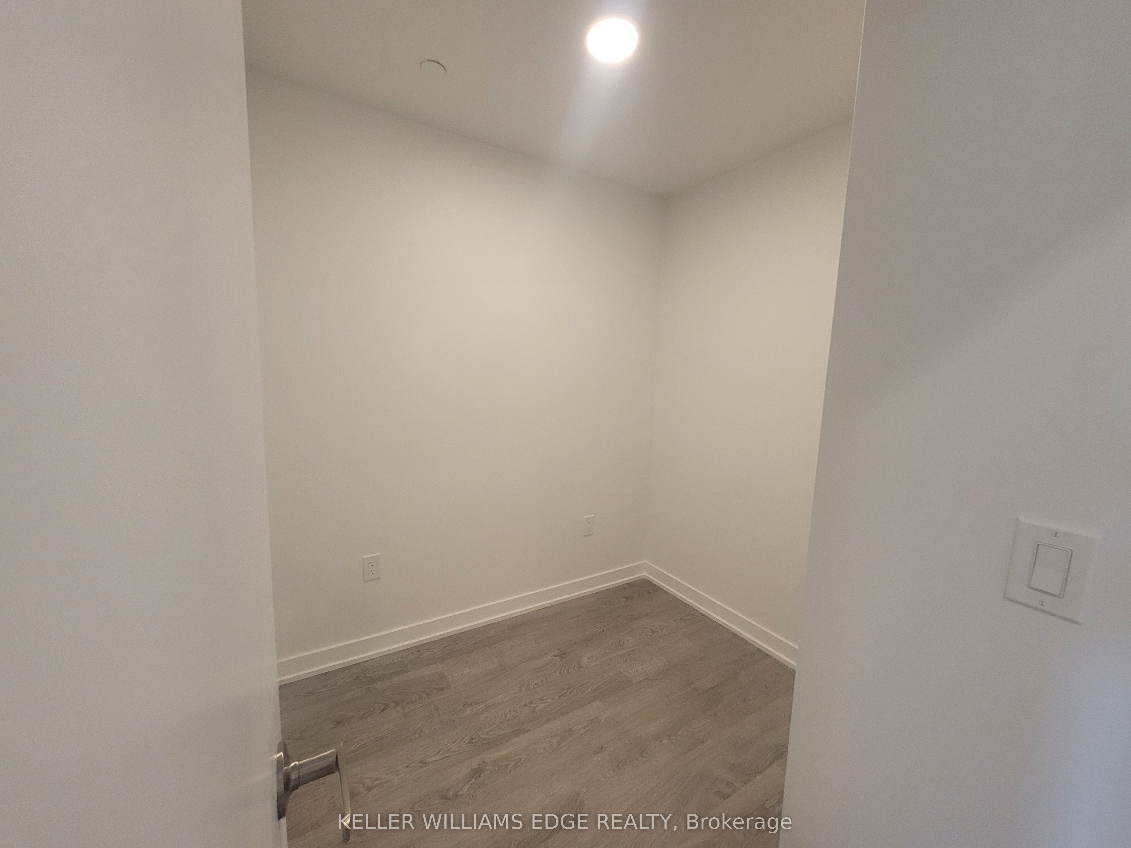 740 Whitlock Avenue 515 Property Photo 9