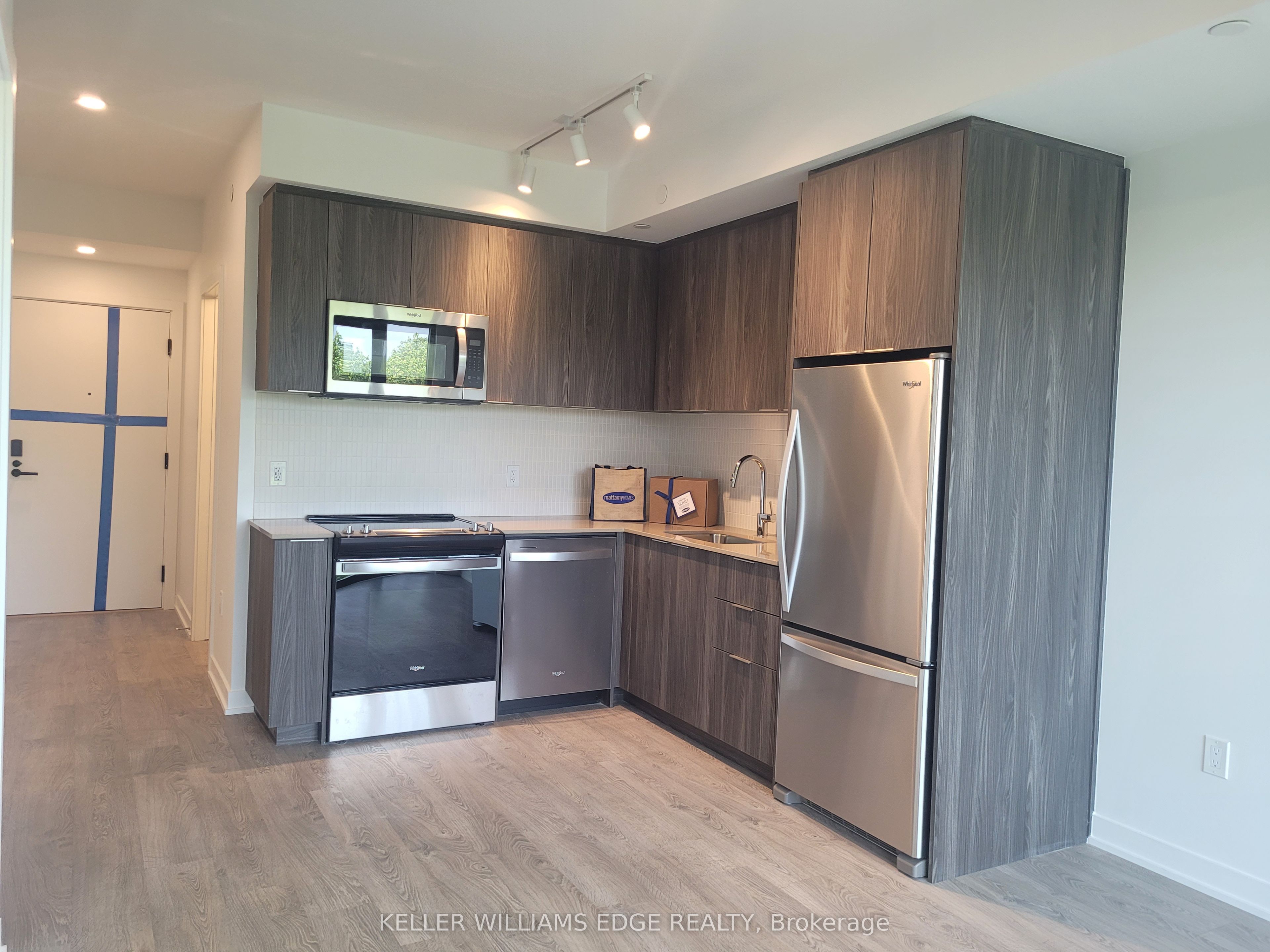 740 Whitlock Avenue 515 Property Photo 10