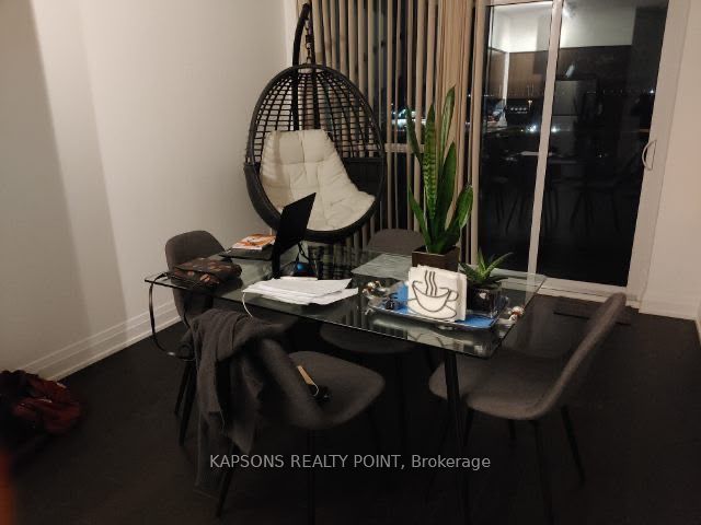 65 Speers Road 1712 Property Photo 5